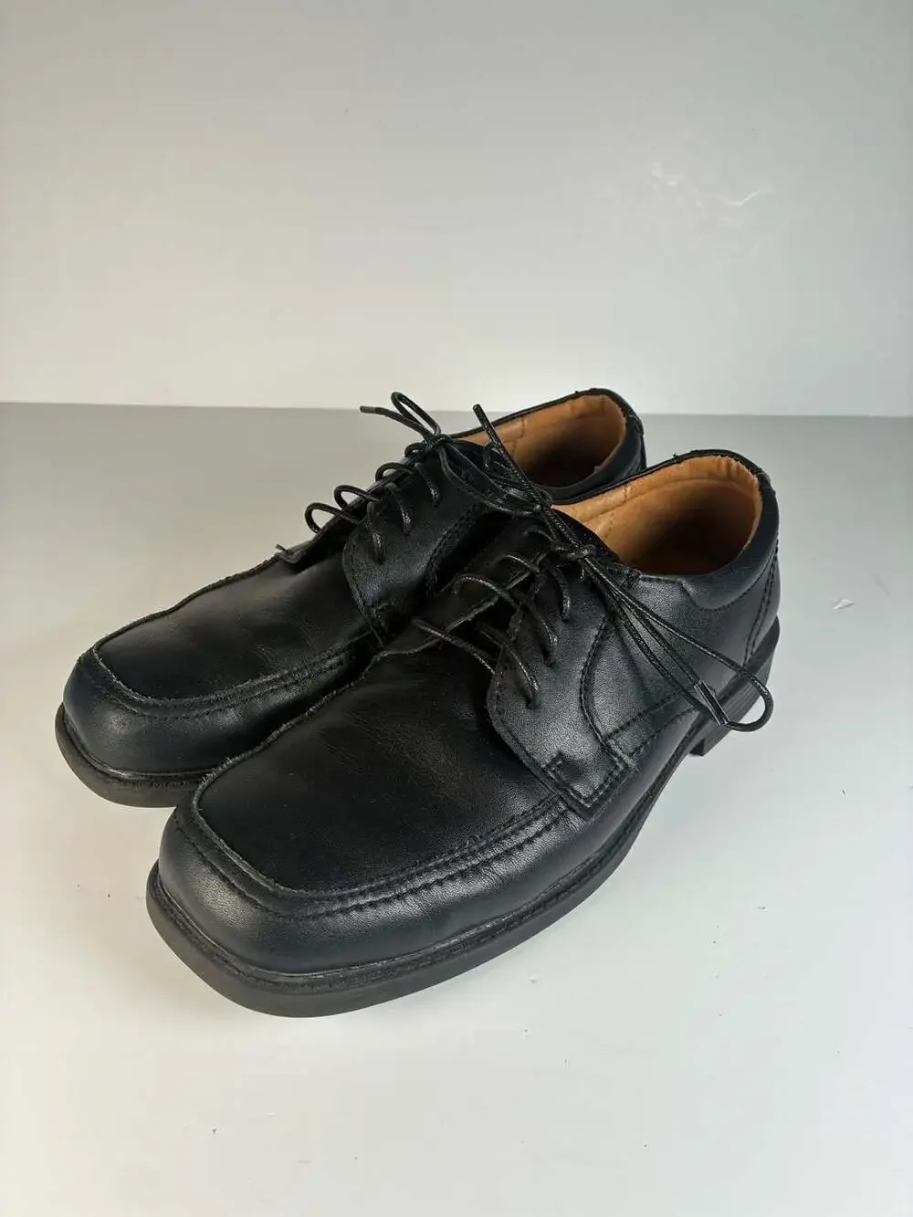 Florsheim Shoe Company Boys Dress Shoes Oxfords in Black